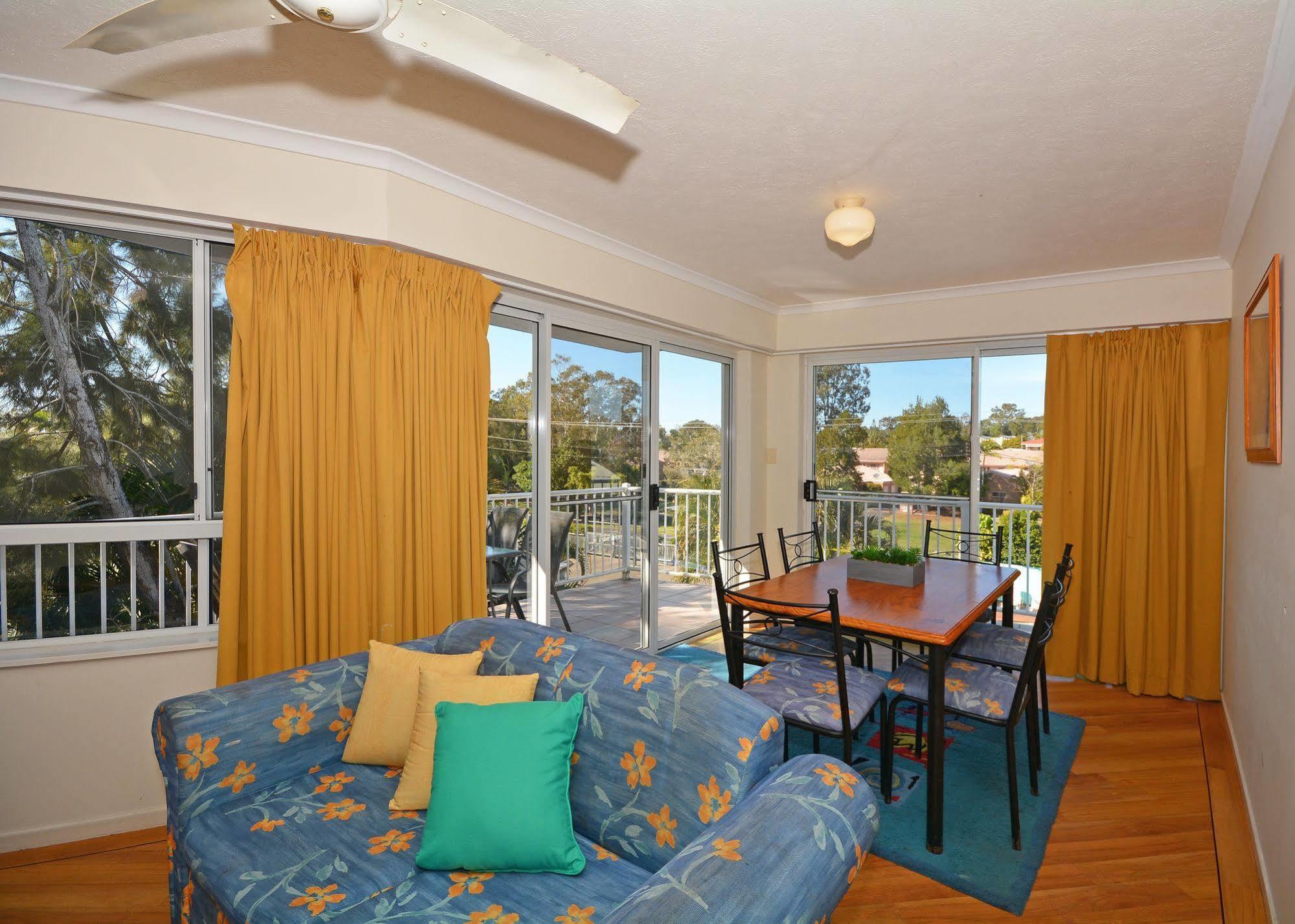 Jade Waters Luxury Apartments Hervey Bay Bagian luar foto