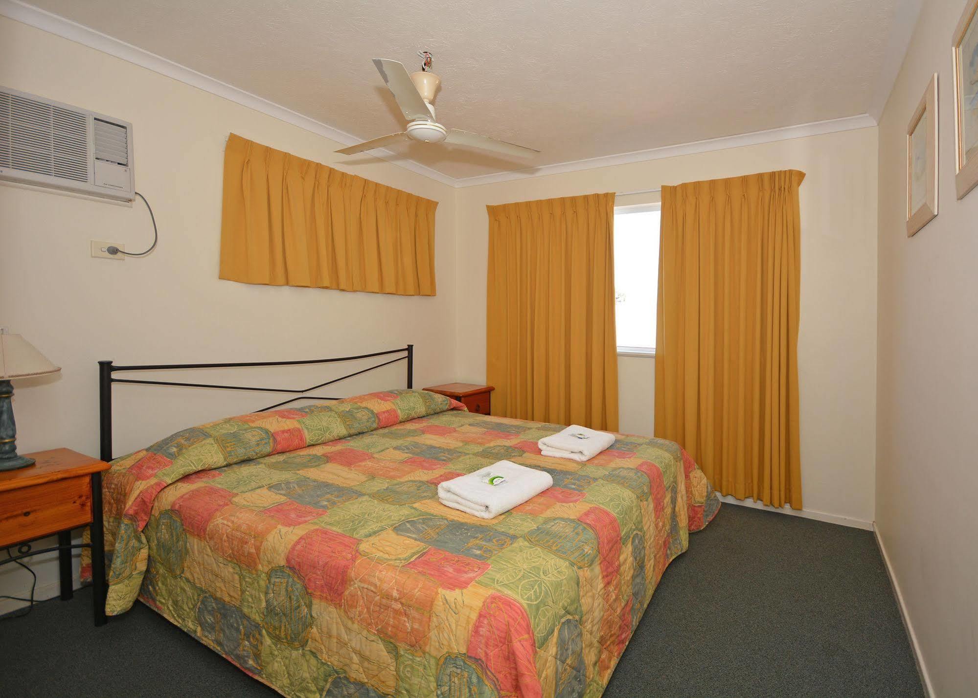 Jade Waters Luxury Apartments Hervey Bay Bagian luar foto